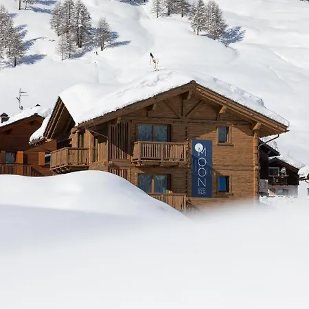 Moon Eco Bed and Breakfast *