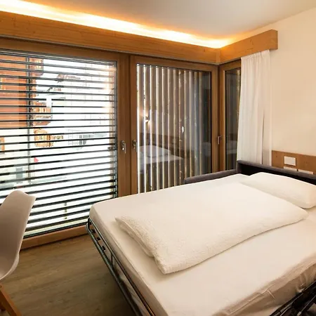 Moon Eco 3*