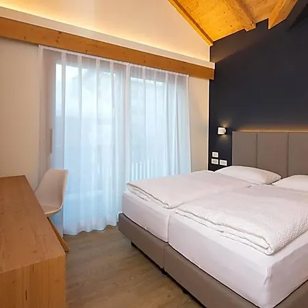Moon Eco 3*