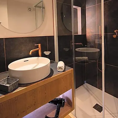 Moon Eco 3*