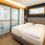 住宿加早餐酒店 Moon Eco 3*